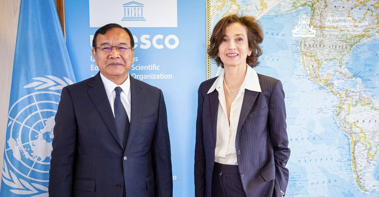 His Excellency Deputy Prime Minister pays a courtesy call on Director-General of UNESCO